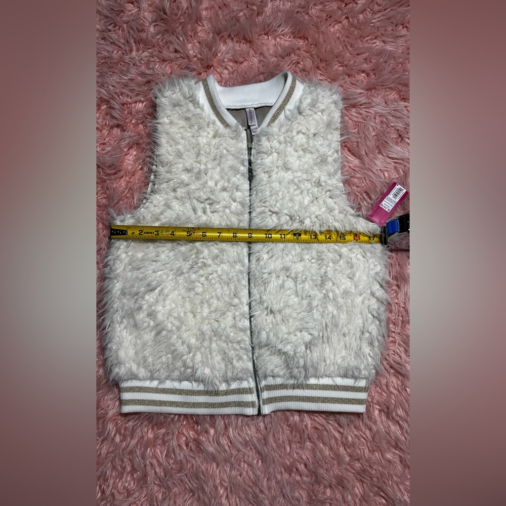 Xhilaration vest size XL 14/16 girls NWT see pictures for overall measurements